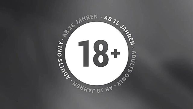 2 geile Blondinen und die Sexpuppe !